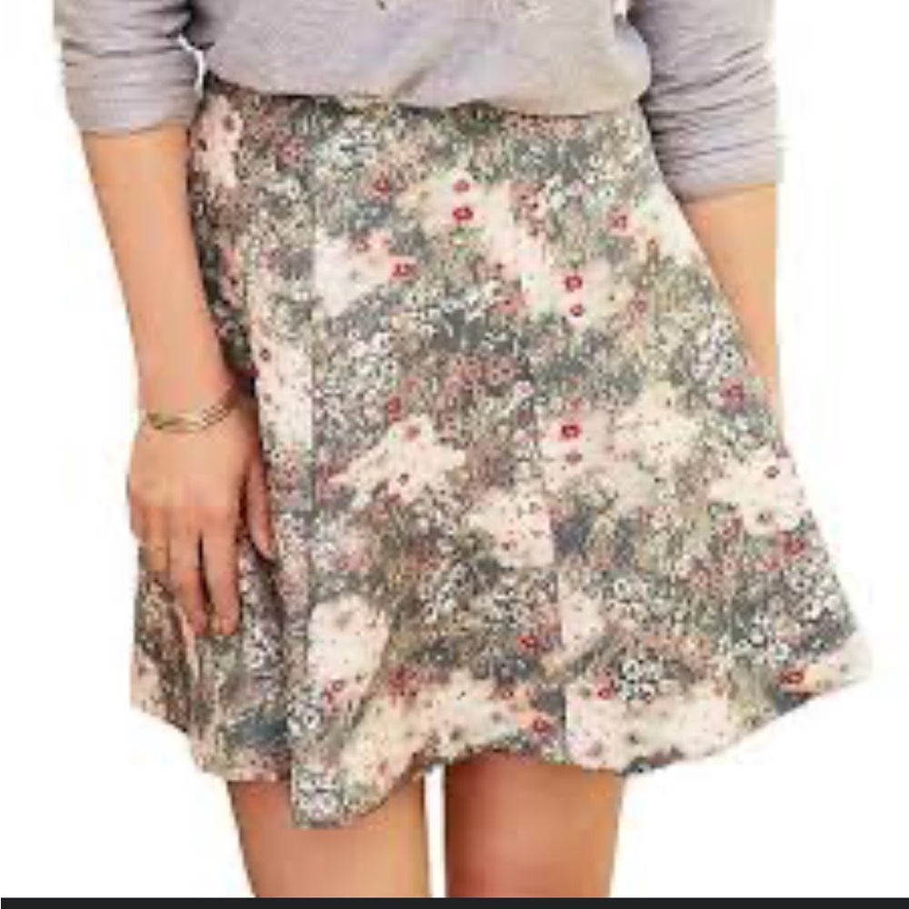 NWT LAUREN CONRAD x DISNEY BAMBI SCUBAKNIT MINI SKIRT